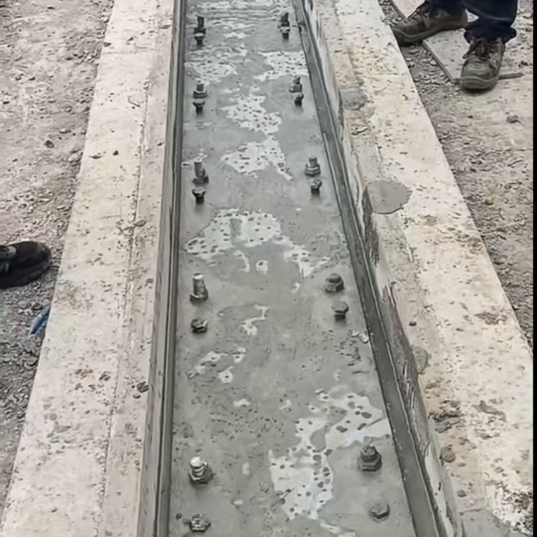 高港港口码头起重机龙门吊重型机械设备稳固用早强快凝轨道胶泥